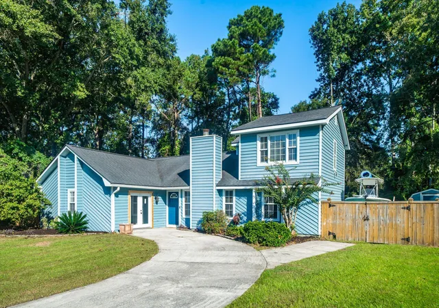 Photo 4 of Single family home for sale at 840 Ramblewood Cir, Mount Pleasant, SC 29464 | MLS# 26026376 | Listing updated on 2026-10-09