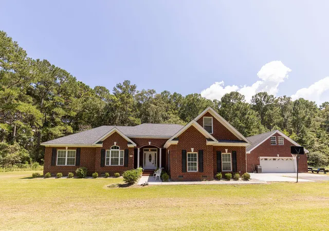 Photo 1 of Single family home for sale at 256 Rodenberry Rd, Cross, SC 29436 | MLS# 26024901 | Listing updated on 2026-10-01