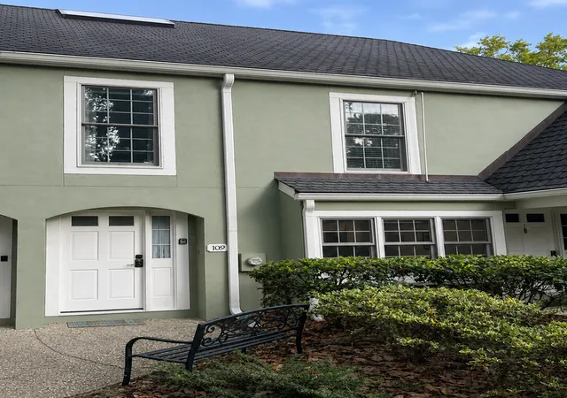 Photo 2 of Townhouse for sale at 70 Shipyard Dr #109, Hilton Head Island, SC 29928 | MLS# 26024817 | Listing updated on 2026-09-14