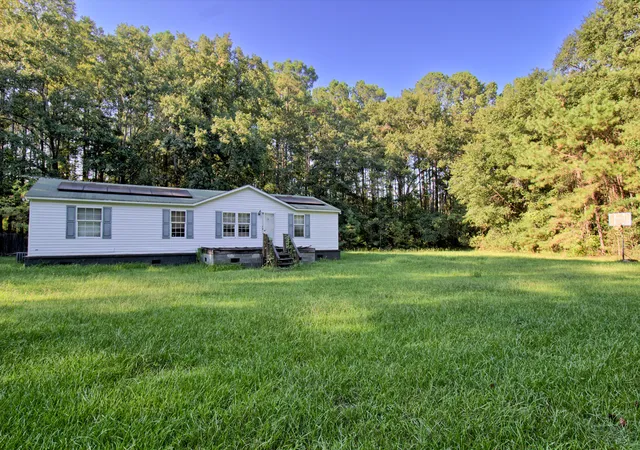 Photo 2 of Manufactured home for sale at 930 Red Bank Rd, Walterboro, SC 29488 | MLS# 26025207 | Listing updated on 2026-09-15