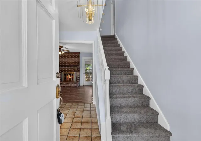 Photo 3 of Single family home for sale at 947 Foxcroft Rd, Charleston, SC 29412 | MLS# 26025030 | Listing updated on 2026-09-15
