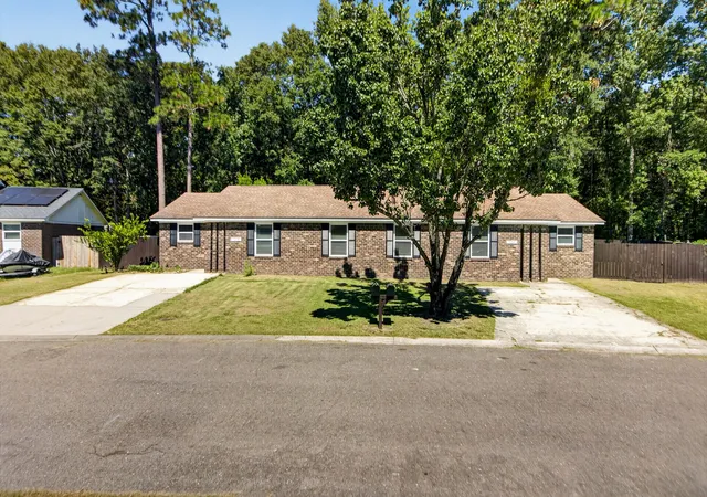 Photo 2 of Sale Pending at 123 Woodduck Dr #A & B, Summerville, SC 29483 | MLS# 26027373 | Listing updated on 2026-10-04
