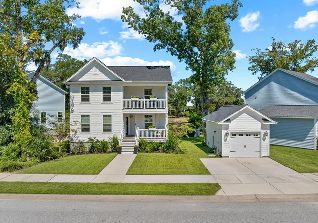 Photo 1 of Single family home for sale at 2118 Boykin Ln, Charleston, SC 29414 | MLS# 26027873 | Listing updated on 2026-10-28