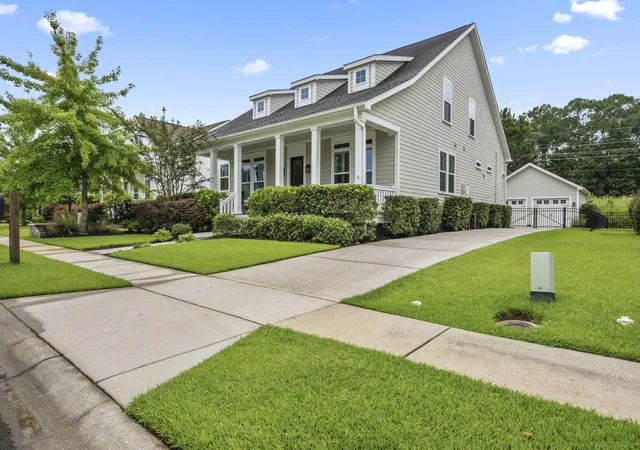 Photo 2 of Single family home for sale at 4176 Home Town Ln, Ravenel, SC 29470 | MLS# 26024707 | Listing updated on 2026-09-01