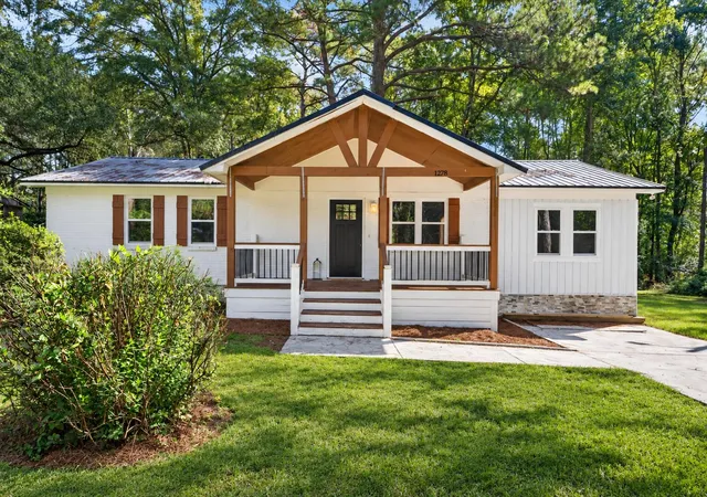 Photo 1 of Single family home for sale at 1278 Saxby Hl Rd, Walterboro, SC 29488 | MLS# 26027423 | Listing updated on 2026-10-15
