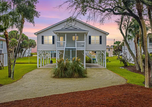 Photo 1 of Single family home for sale at 412 Pompano St, Edisto Island, SC 29438 | MLS# 26027691 | Listing updated on 2026-10-20