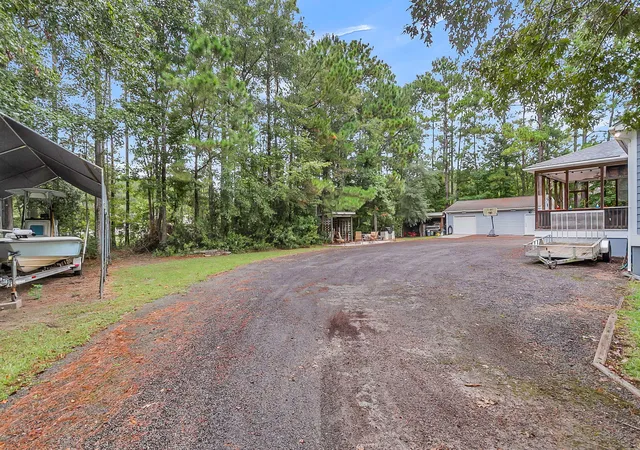 Photo 4 of Single family home for sale at 7243 Raw Dew Dr, Awendaw, SC 29429 | MLS# 26026825 | Listing updated on 2026-10-26