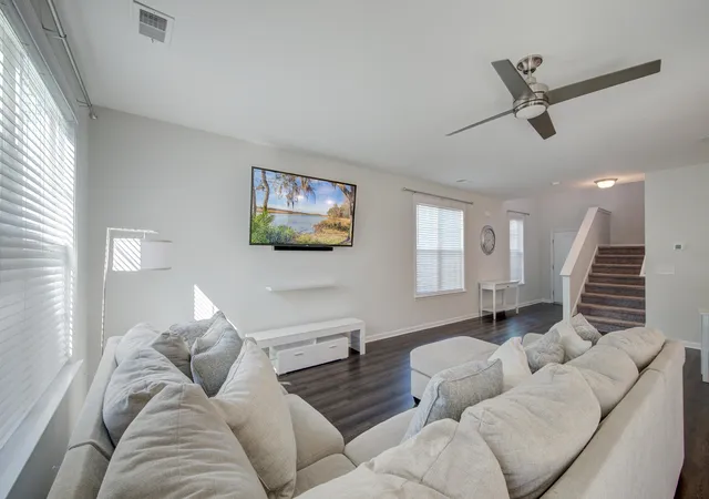 Photo 3 of Single family home for sale at 2101 Boykin Ln, Charleston, SC 29414 | MLS# 26027116 | Listing updated on 2026-10-09