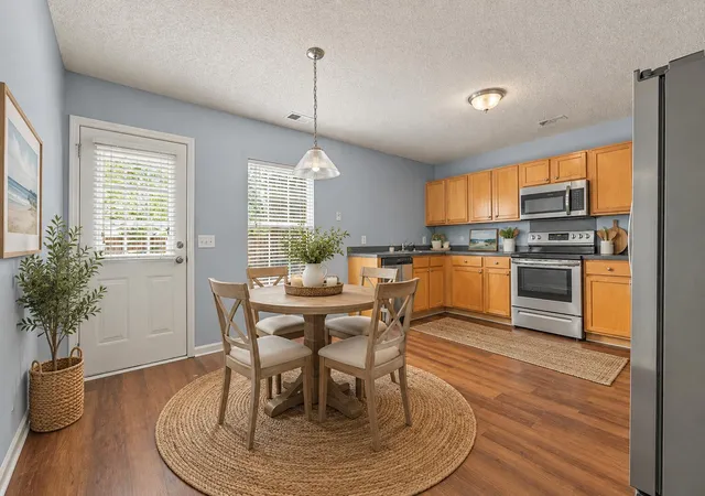 Photo 3 of Single family home for sale at 4017 Carolina Bay Dr, Moncks Corner, SC 29461 | MLS# 26025595 | Listing updated on 2026-10-05