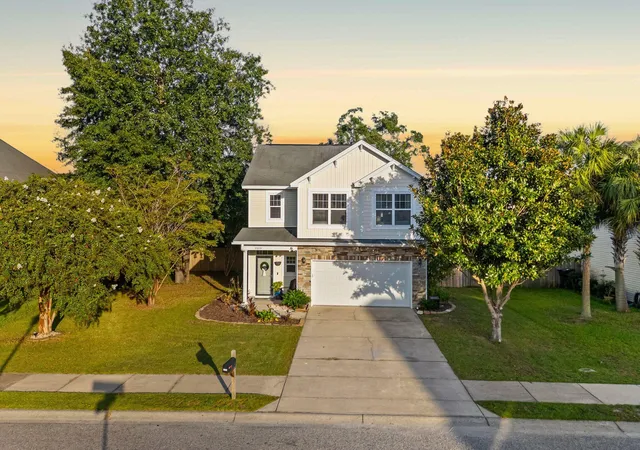 Photo 3 of Single family home for sale at 2023 Chilhowee Dr, Johns Island, SC 29455 | MLS# 26025623 | Listing updated on 2026-09-14