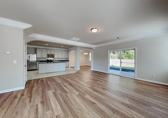 Photo 2 of Single family home for sale at 208 Laurel Crst Way, Summerville, SC 29486 | MLS# 26025592 | Listing updated on 2026-09-14