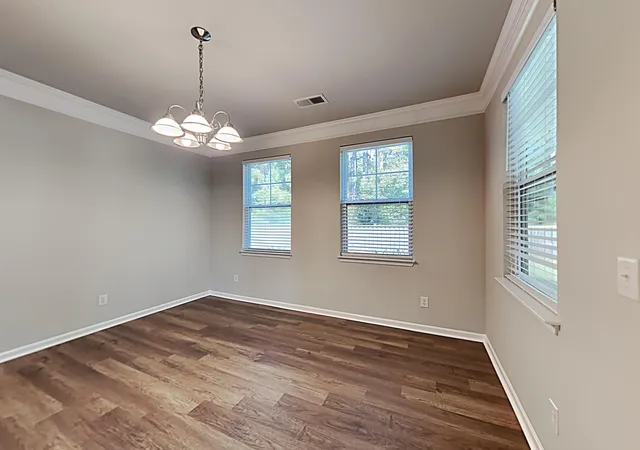 Photo 3 of Single family home for sale at 208 Laurel Crst Way, Summerville, SC 29486 | MLS# 26025592 | Listing updated on 2026-09-14