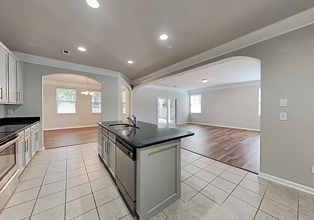 Photo 3 of Single family home for sale at 208 Laurel Crst Way, Summerville, SC 29486 | MLS# 26025592 | Listing updated on 2026-09-14