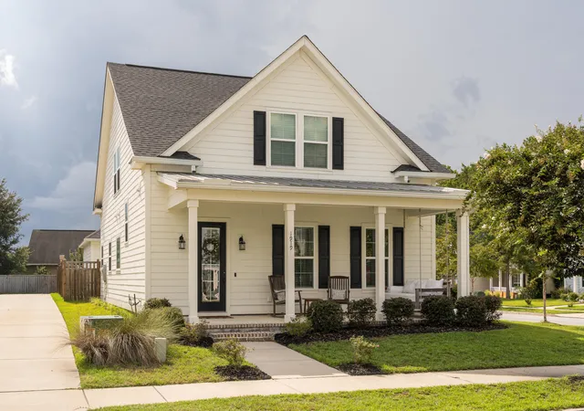Photo 1 of Single family home for sale at 1919 Brittlebush Ln, Johns Island, SC 29455 | MLS# 26024727 | Listing updated on 2026-09-05