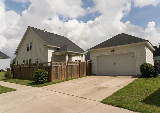 Photo 4 of Single family home for sale at 1919 Brittlebush Ln, Johns Island, SC 29455 | MLS# 26024727 | Listing updated on 2026-09-05