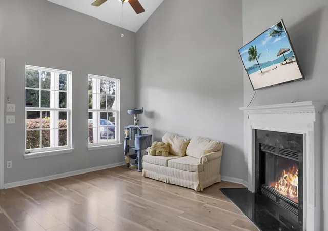 Photo 4 of Townhouse for sale at 100 Lynches River Dr, Summerville, SC 29485 | MLS# 26025457 | Listing updated on 2026-10-02
