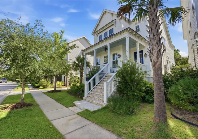 Photo 3 of Single family home for sale at 1675 Pierce St, Daniel Island, SC 29492 | MLS# 26025286 | Listing updated on 2026-09-18