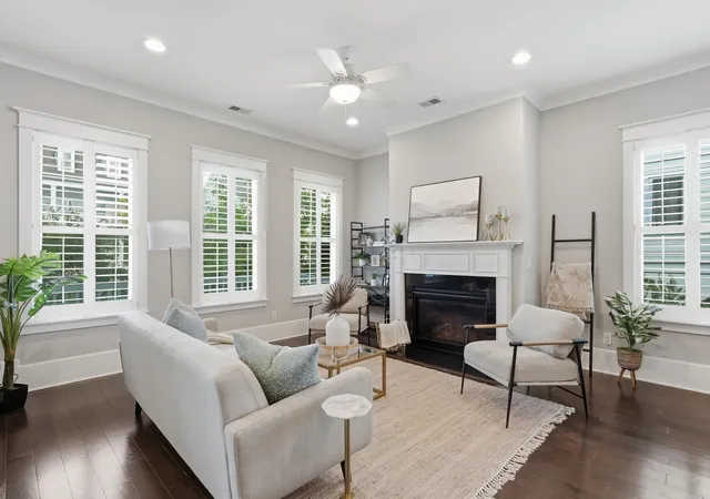 Photo 3 of Single family home for sale at 1675 Pierce St, Daniel Island, SC 29492 | MLS# 26025286 | Listing updated on 2026-09-18