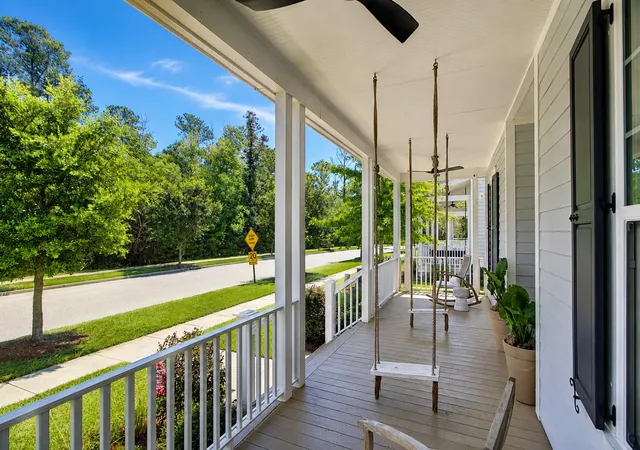 Photo 2 of Single family home for sale at 1649 Banning St, Mount Pleasant, SC 29466 | MLS# 26024643 | Listing updated on 2026-09-17