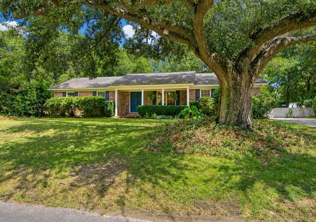 Photo 1 of Single family home for sale at 1298 Julian Clark Rd, Charleston, SC 29412 | MLS# 26024763 | Listing updated on 2026-09-10