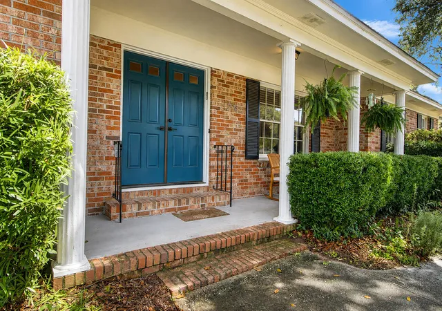 Photo 3 of Single family home for sale at 1298 Julian Clark Rd, Charleston, SC 29412 | MLS# 26024763 | Listing updated on 2026-09-10
