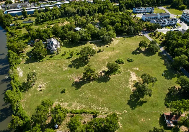 Photo 1 of Land for sale at 121 Calais Pointe, Charleston, SC 29492 | MLS# 26023981 | Listing updated on 2026-09-02