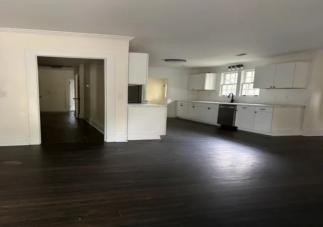 Photo 2 of Single family home for sale at 203 Padgett Loop, Walterboro, SC 29488 | MLS# 26026483 | Listing updated on 2026-09-23