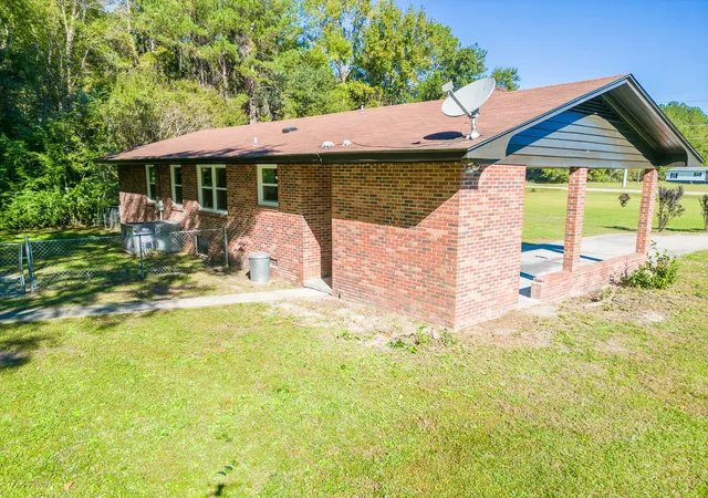 Photo 4 of Single family home for sale at 9595 Bells Hwy, Ruffin, SC 29475 | MLS# 26028862 | Listing updated on 2026-10-29
