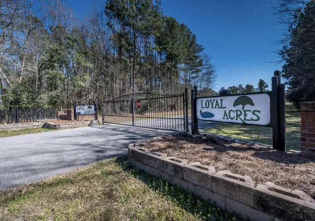 Land for sale at 308 Piney Grv Rd, Cross, SC 29436 | MLS# 26026976