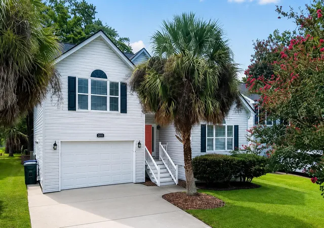 Photo 1 of Single family home for sale at 2111 Razorback Ln, Charleston, SC 29414 | MLS# 26024841 | Listing updated on 2026-09-30