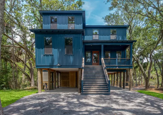 Photo 1 of Single family home for sale at 2902 Myrtle St, Edisto Island, SC 29438 | MLS# 26028001 | Listing updated on 2026-10-09