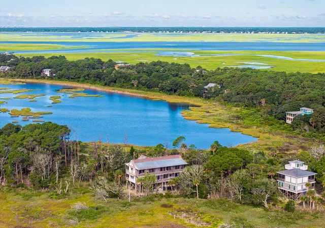 Photo 1 of Single family home for sale at 154 Lake Timicau Ln, Dewees Island, SC 29451 | MLS# 26024898 | Listing updated on 2026-09-15