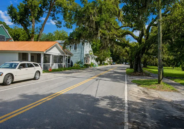 Photo 4 of Townhouse for sale at 906 Pinckney St, Mc Clellanville, SC 29458 | MLS# 26025729 | Listing updated on 2026-09-15