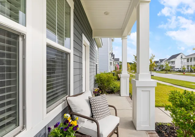 Photo 3 of Single family home for sale at 150 Helena Park Dr, Summerville, SC 29486 | MLS# 26028084 | Listing updated on 2026-10-11
