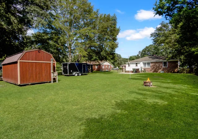 Photo 3 of Single family home for sale at 303 Mary Scott Dr, Goose Creek, SC 29445 | MLS# 26025018 | Listing updated on 2026-09-04