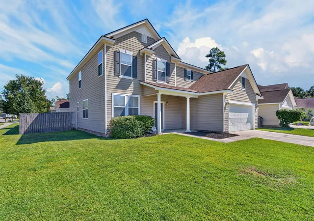 Photo 1 of Single family home for sale at 510 Rabbit Hl Rd, Summerville, SC 29483 | MLS# 26027270 | Listing updated on 2026-10-06