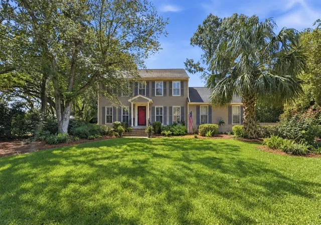 Photo 1 of Single family home for sale at 1894 Ashley Hall Rd, Charleston, SC 29407 | MLS# 26026248 | Listing updated on 2026-09-25