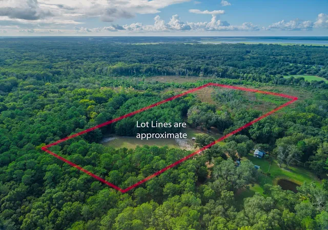Photo 4 of Single family home for sale at 7836 Louis Berry Ln, Edisto Island, SC 29438 | MLS# 26025068 | Listing updated on 2026-09-10