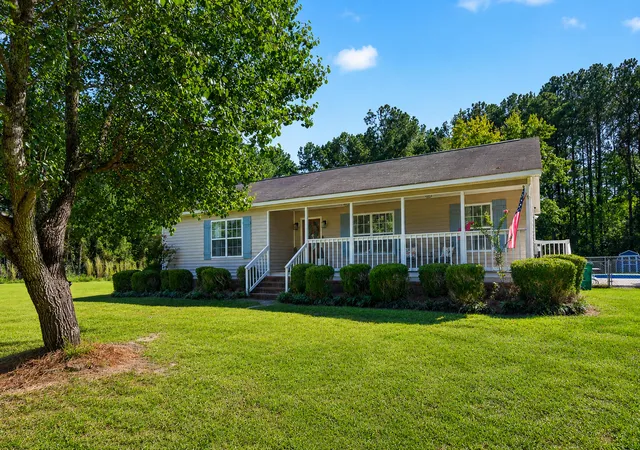 Photo 3 of Single family home for sale at 145 Brown Meadows Ct, Orangeburg, SC 29115 | MLS# 26024920 | Listing updated on 2026-09-28