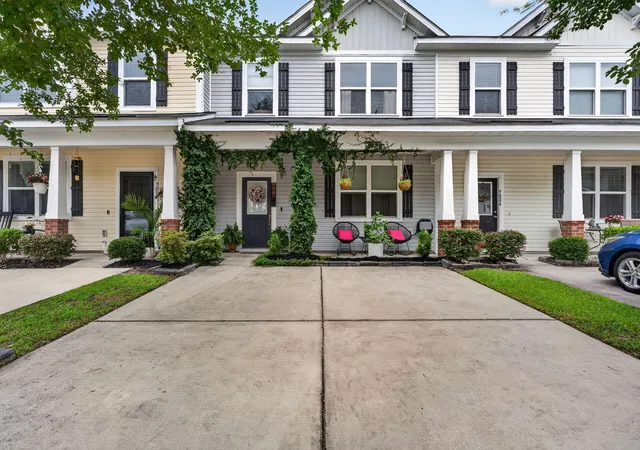 Photo 2 of Townhouse for sale at 9086 Parlor Dr, Ladson, SC 29456 | MLS# 26025284 | Listing updated on 2026-09-08