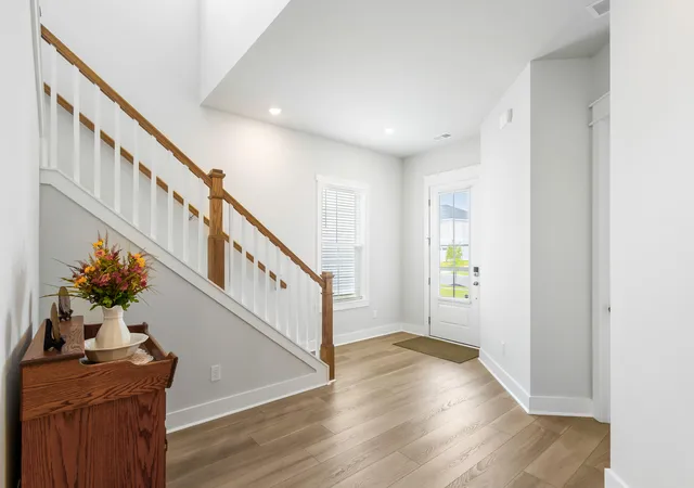 Photo 4 of Single family home for sale at 261 Denham St, Summerville, SC 29486 | MLS# 26025540 | Listing updated on 2026-09-11
