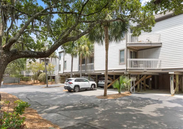 Photo 4 of Townhouse for sale at 1604 Live Oak Park, Johns Island, SC 29455 | MLS# 26025013 | Listing updated on 2026-09-04
