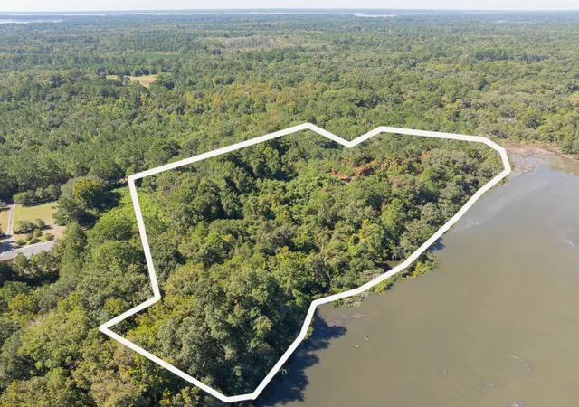 Photo 1 of Land for sale at 501 Paige Point Rd, Seabrook, SC 29940 | MLS# 26027695 | Listing updated on 2026-10-07