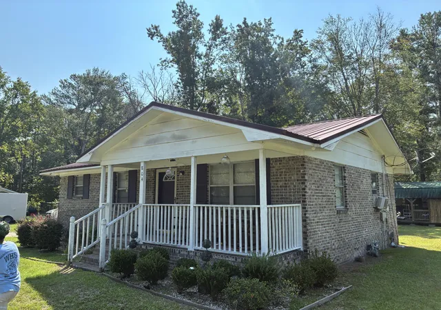 Photo 1 of Single family home for sale at 804 Gadsen Loop, Walterboro, SC 29488 | MLS# 26025389 | Listing updated on 2026-09-15