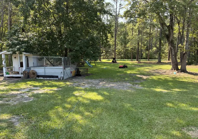 Photo 2 of Single family home for sale at 804 Gadsen Loop, Walterboro, SC 29488 | MLS# 26025389 | Listing updated on 2026-09-15