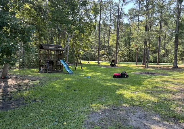 Photo 3 of Single family home for sale at 804 Gadsen Loop, Walterboro, SC 29488 | MLS# 26025389 | Listing updated on 2026-09-15