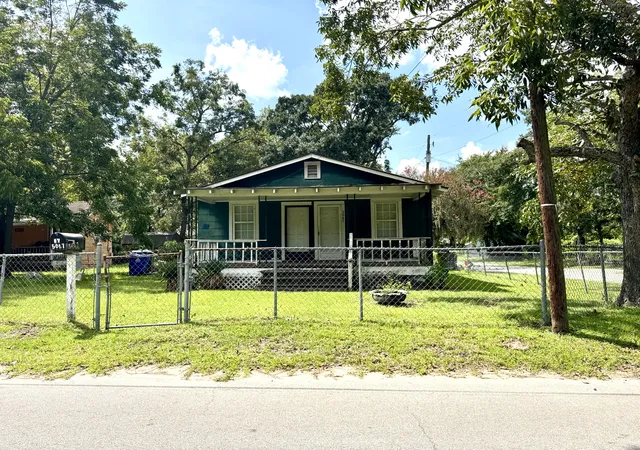 Photo 1 of Single family home for sale at 5067 Railroad Ave, Charleston, SC 29406 | MLS# 26026215 | Listing updated on 2026-10-05