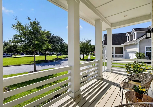 Photo 4 of Sale Pending at 1533 Billington Dr, Mount Pleasant, SC 29466 | MLS# 26025127 | Listing updated on 2026-09-20