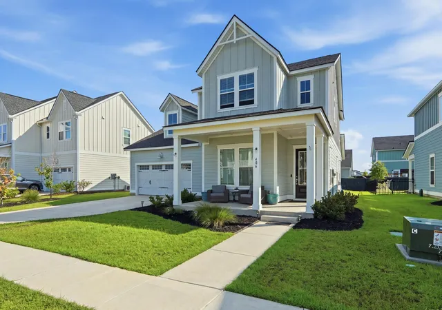 Photo 3 of Single family home for sale at 406 Parish Farms Dr, Summerville, SC 29486 | MLS# 26027933 | Listing updated on 2026-10-09