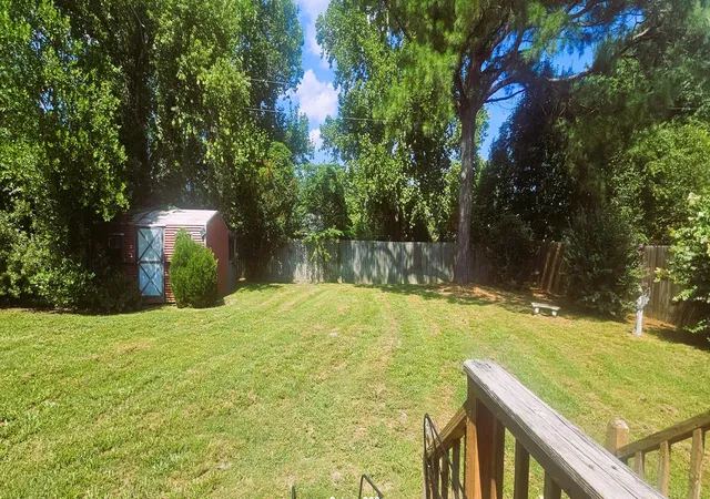 Photo 2 of Sale Pending at 2605 Lorentz Dr, Sumter, SC 29154 | MLS# 26023932 | Listing updated on 2026-08-31